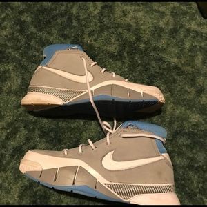 Zoom Kobe 1 Protro MPLS